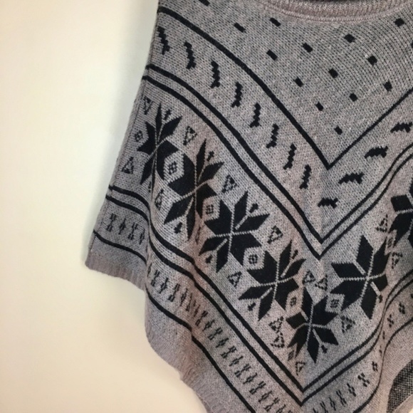 Fair Isle Cowlneck Wool Sweater Cape Poncho sz M - Picture 2 of 7